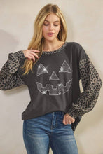 Load image into Gallery viewer, Halloween Pumpkin Leopard Top