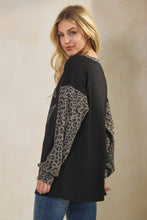 Load image into Gallery viewer, Halloween Pumpkin Leopard Top
