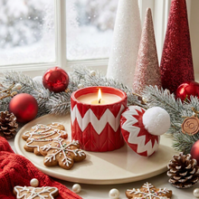 Load image into Gallery viewer, Peppermint Lane 10oz Beanie Candle
