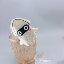 Load image into Gallery viewer, Cute Squid Hair Claw, Whimsical Marine Accessory
