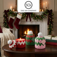 Load image into Gallery viewer, Peppermint Lane 10oz Beanie Candle
