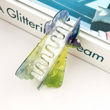 Load image into Gallery viewer, Alien Abduction UFO Cat &amp; Cow Hair Claw Clip
