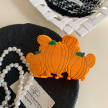 Load image into Gallery viewer, Mouse Pumpkin
