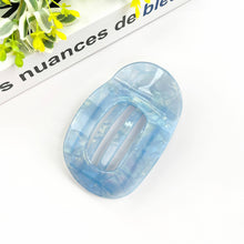 Load image into Gallery viewer, Flat Round Hair Clip, Spring and Autumn Claw Clip
