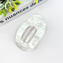 Load image into Gallery viewer, Flat Round Hair Clip, Spring and Autumn Claw Clip
