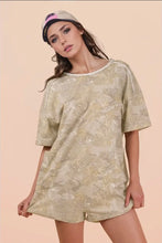 Load image into Gallery viewer, Camo Romper
