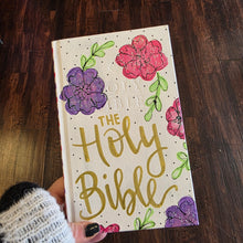 Load image into Gallery viewer, Painted Floral Bible
